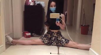 女主播开腿内侧,揭秘网络直播界的另类诱惑