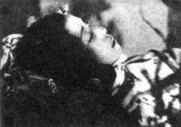 阮玲玉自杀的历史背景,悲剧人生与时代阴影下的抉择